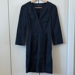 BCBGMAXAZRIA | Black V-Neck Dress